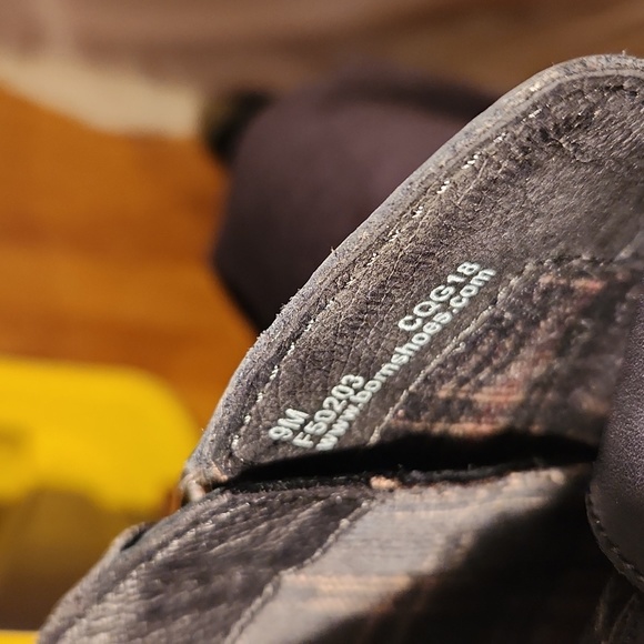 Born Cardi Strappy Buckle Black booties Preowned Great condition Size 9M - Picture 9 of 9